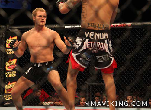 Gunnar Nelson in his fight against DaMarques Johnson